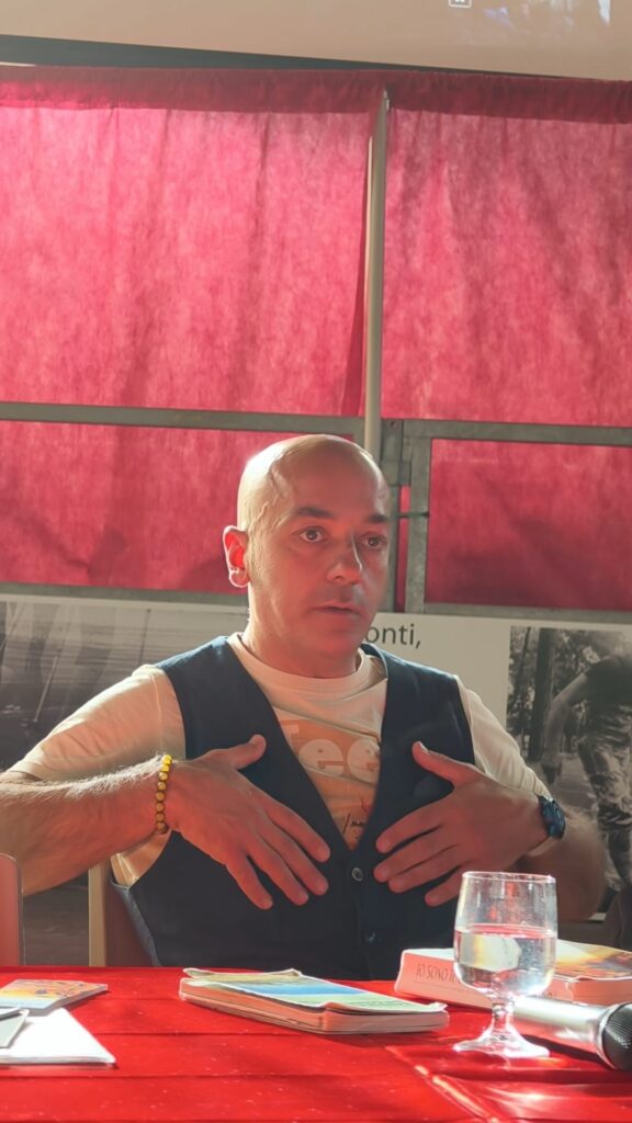 foto di Andrea Ponticiello.
